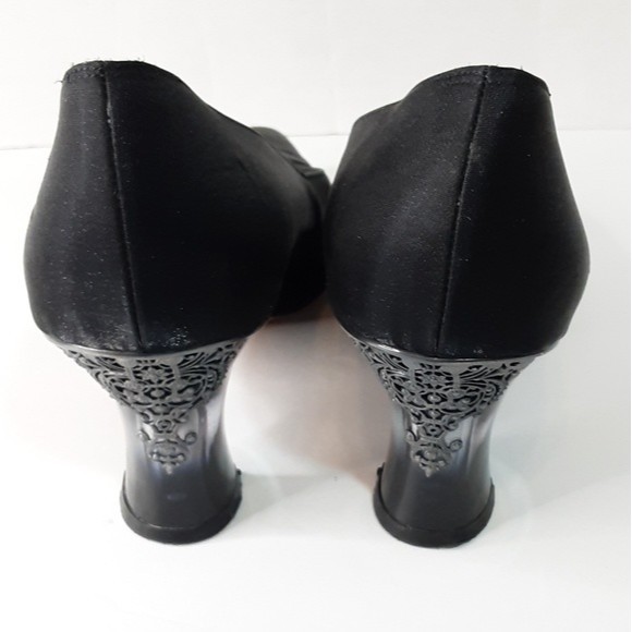 Salvatore Ferragamo Vintage Satin Pumps Chunky Kitten Heels Elegant Chic 7B - Picture 10 of 16